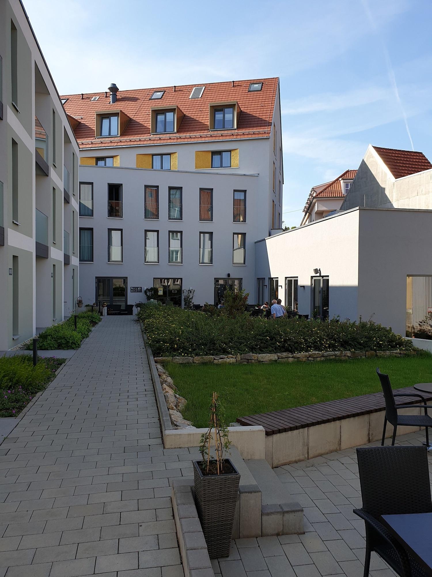 Hotel Am Kaisersaal Erfurt Exterior photo